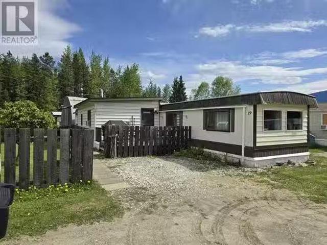 House for sale in Dunster, British Columbia