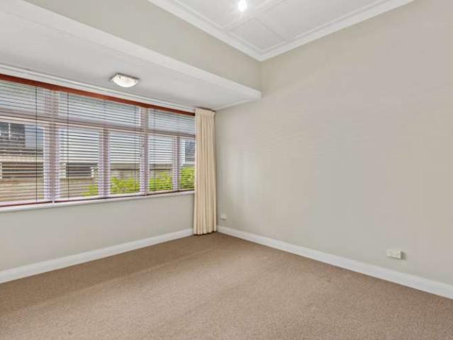 House for sale in Royal Oak