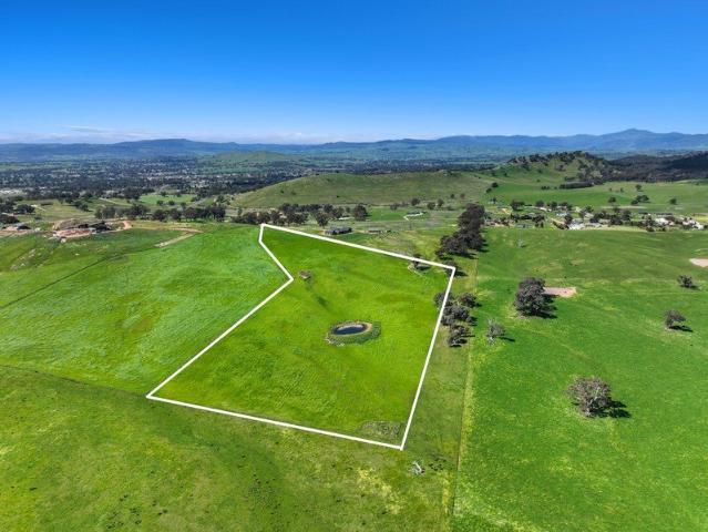 Cottage for sale in Victoria