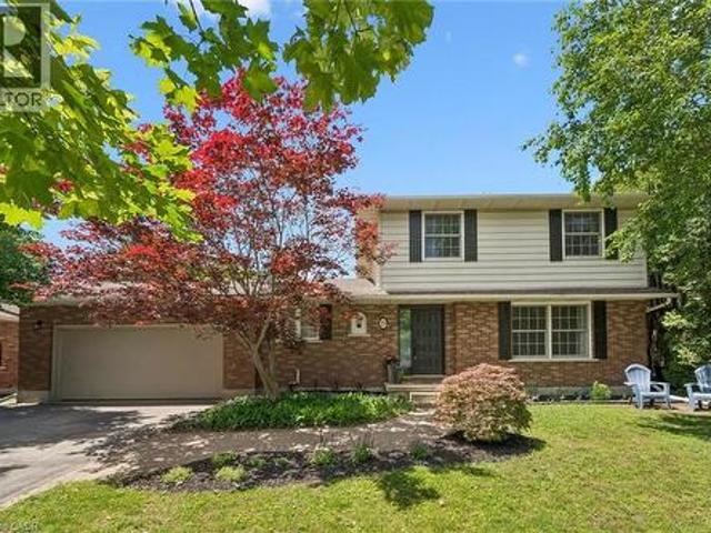 House for sale in Tillsonburg, Ontario