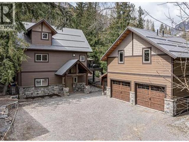House for sale in Fernie, British Columbia