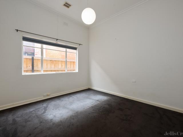 House for rent in Carlton North