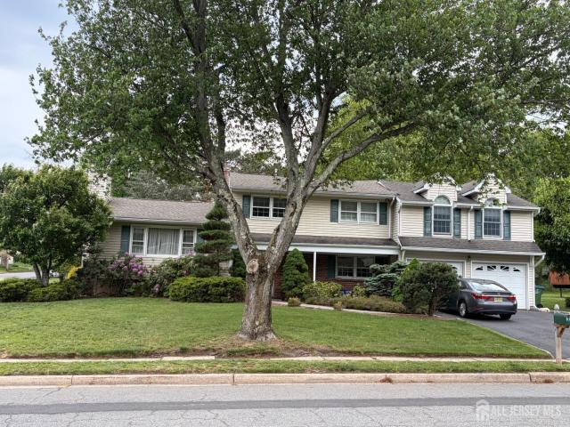 House for sale in Edison, New Jersey