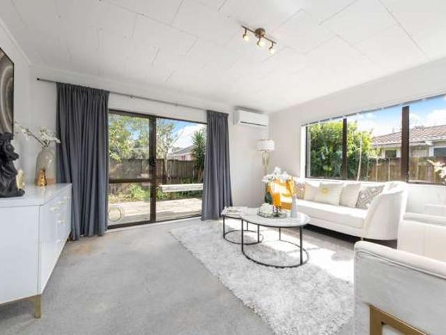 House for sale in Howick, Oroua County