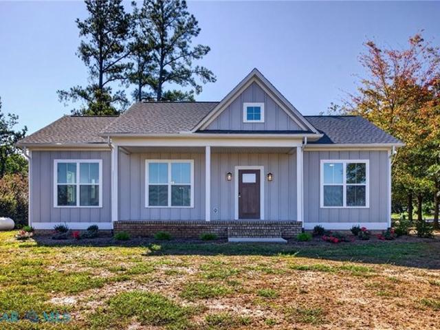 House for sale in Deltaville, Middlesex County