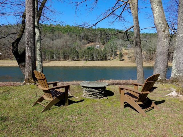 House for sale in Barryville, New York