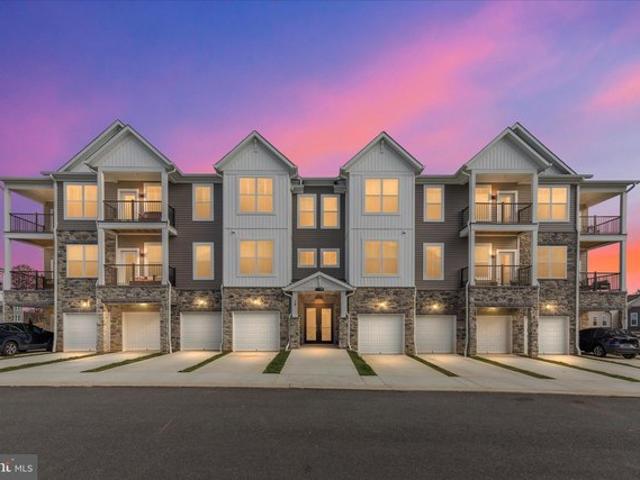Condo for sale in Virginia
