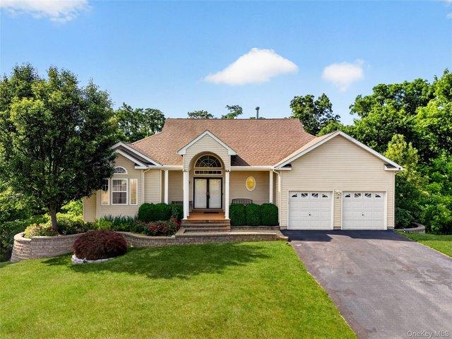 House for sale in Wappingers Falls, New York