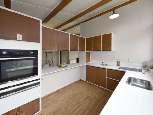 Property for sale in Chaslands, Canterbury