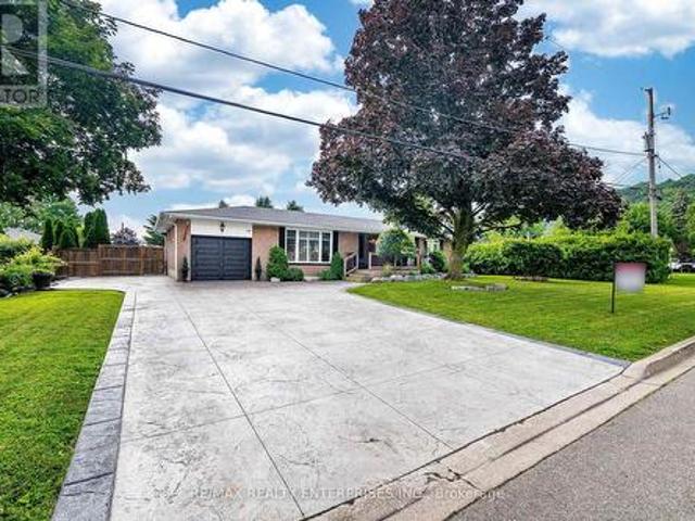 House for sale in Niagara, Ontario