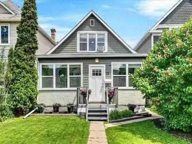 House for sale in East St. Paul, Manitoba