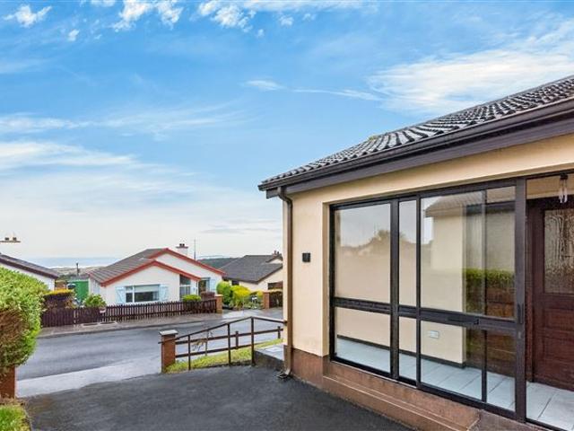 Detached House for sale in Strandhill, Connacht