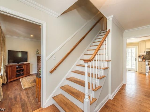 House for sale in Mahwah, New Jersey
