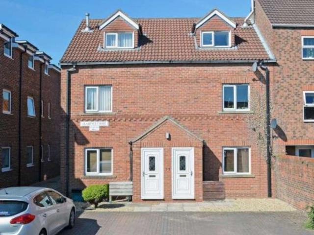 Apartment for rent in The Groves, High Field