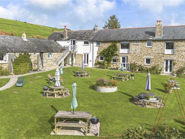 House for sale in Polperro, Lansallos