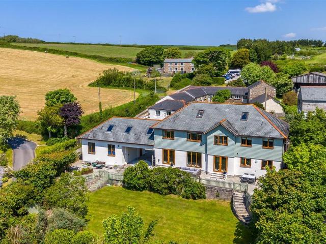 House for sale in Mount Ambrose, Cornwall