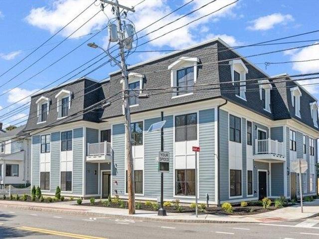 House for sale in Everett, Massachusetts