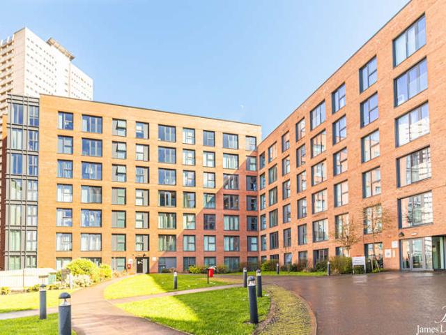 Flat for sale in Edgbaston, West Midlands
