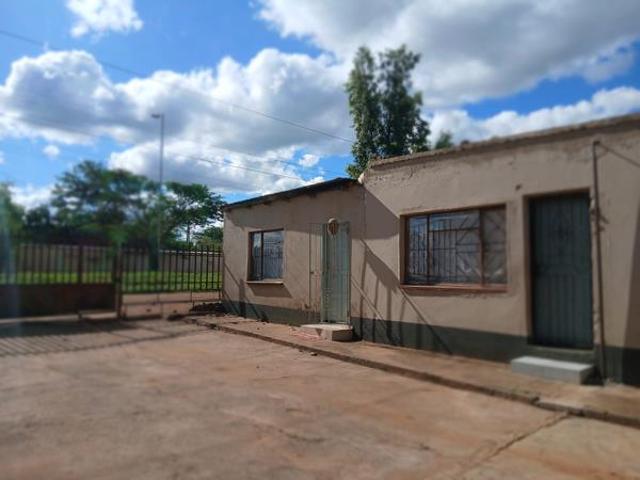 Apartment for sale in Tlhabane, North West