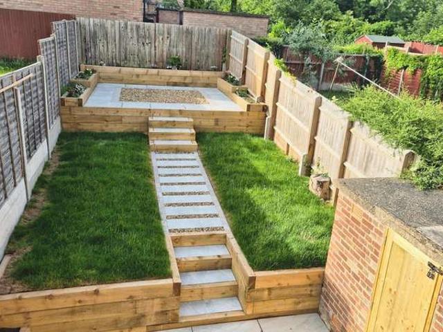 Property for rent in Woodside Estate, Houghton Regis
