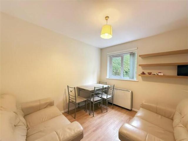 Cottage for sale in Georgia, Greater Manchester