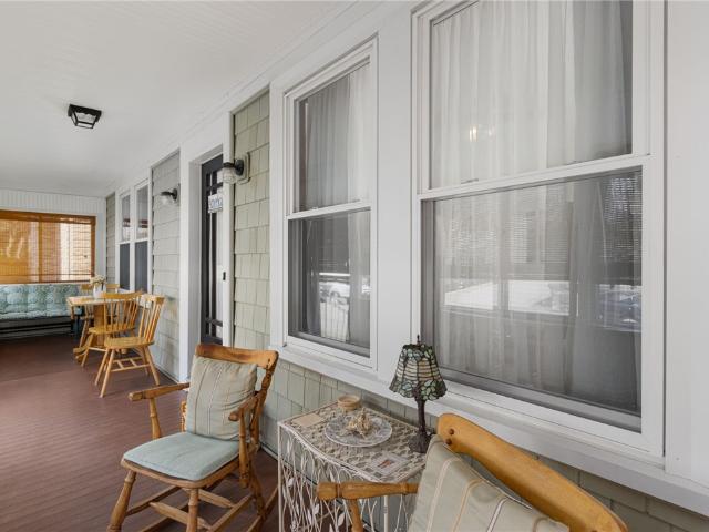 House for sale in Lincoln, Rhode Island