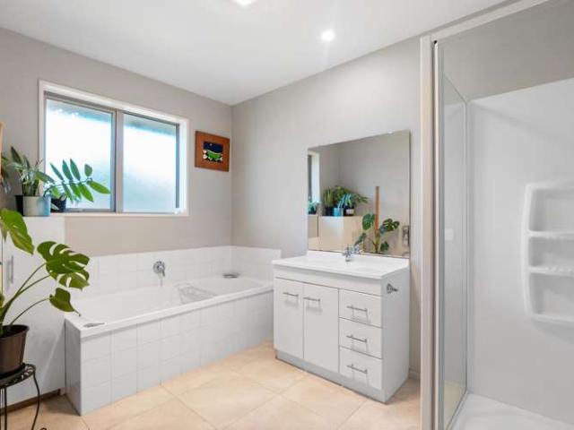 House for sale in Dorie, Canterbury