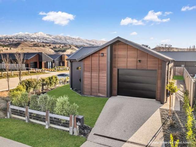 House for sale in Otakou