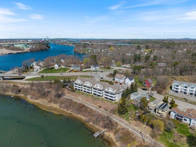 Townhouse for sale in Kittery, Maine