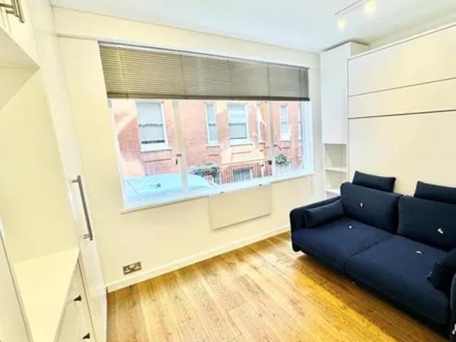 Apartment for rent in Victoria, Greater London