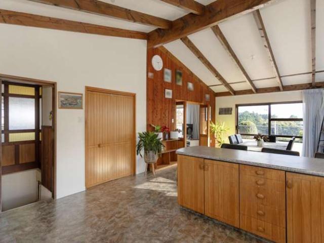 House for sale in Otakou
