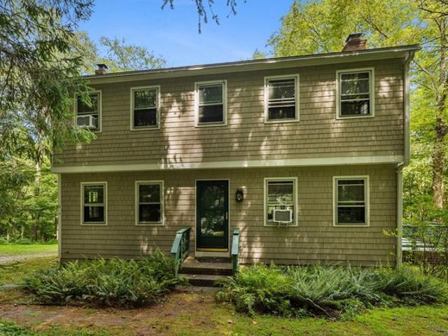 House for sale in Centerbrook, Connecticut