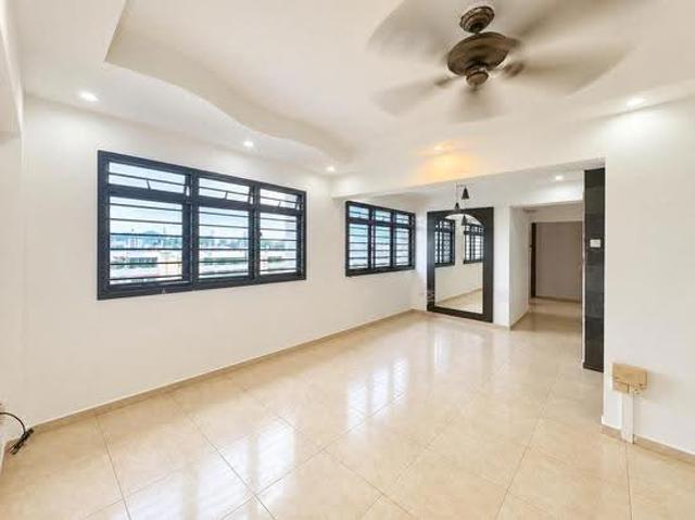 Apartment for rent in Kampong Tiong Bahru, Singapore