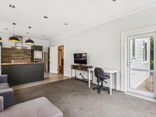 House for rent in Otakou