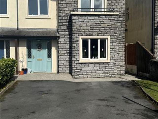 Detached House for sale in Gorteeny, Connacht
