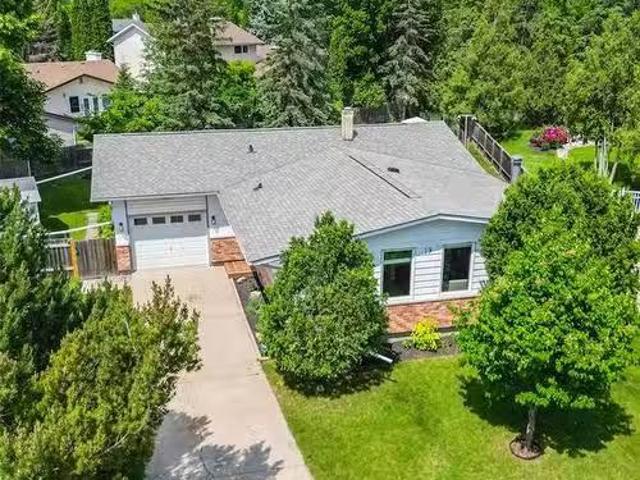 House for sale in East St. Paul, Manitoba