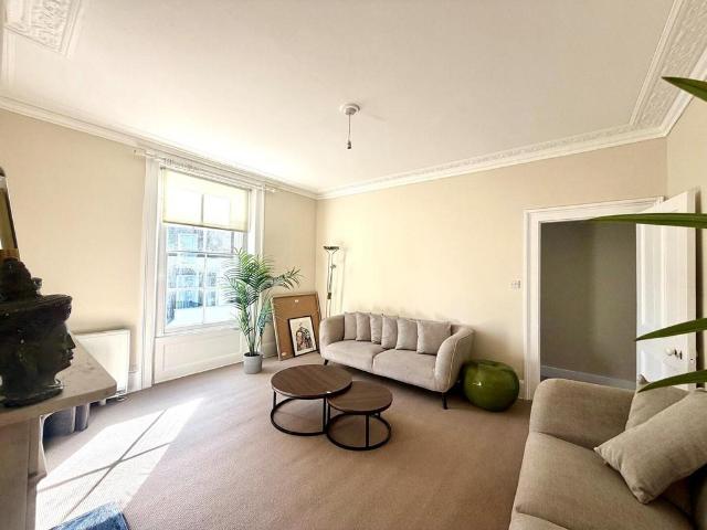 Apartment for rent in Notting Hill, Greater London