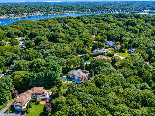 House for sale in Centerport, Town of Huntington