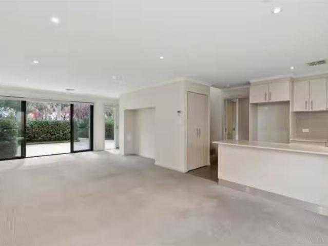 Condo for rent in Australian Capital Territory