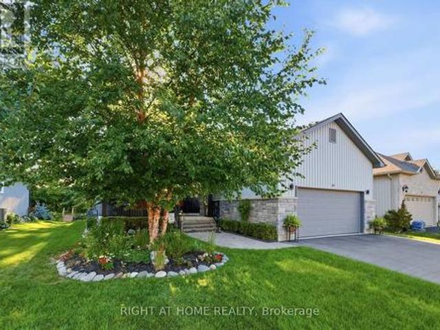House for sale in Ontario
