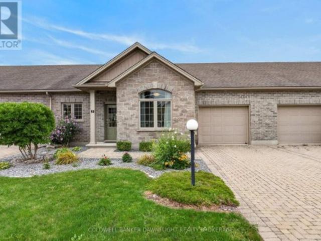 Townhouse for sale in Bluewater, Ontario