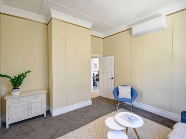 House for sale in Otakou