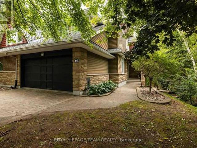 House for sale in Bay, Ottawa