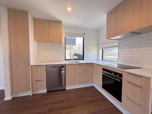 Townhouse for rent in Canterbury