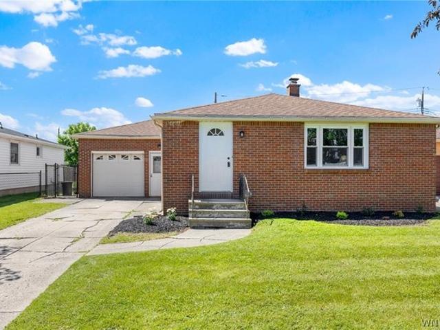 House for sale in Bowmansville, New York