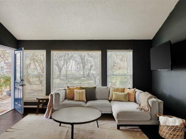 Apartment for sale in Wimberley Apartment for sale in Wimberley