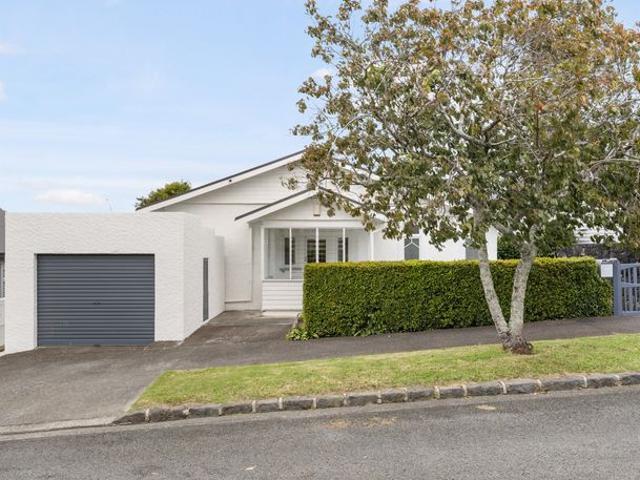 House for rent in Balmoral, Albert-Eden
