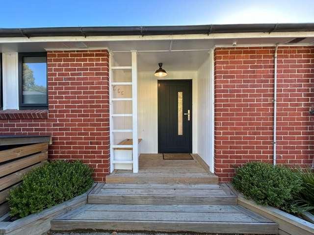 House for rent in Otakou
