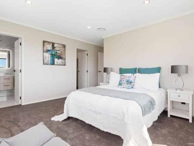 House for rent in Howick, Oroua County