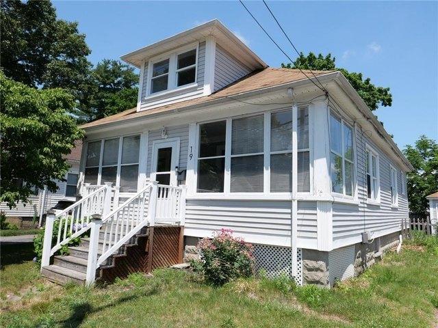 House for sale in Warwick, Rhode Island